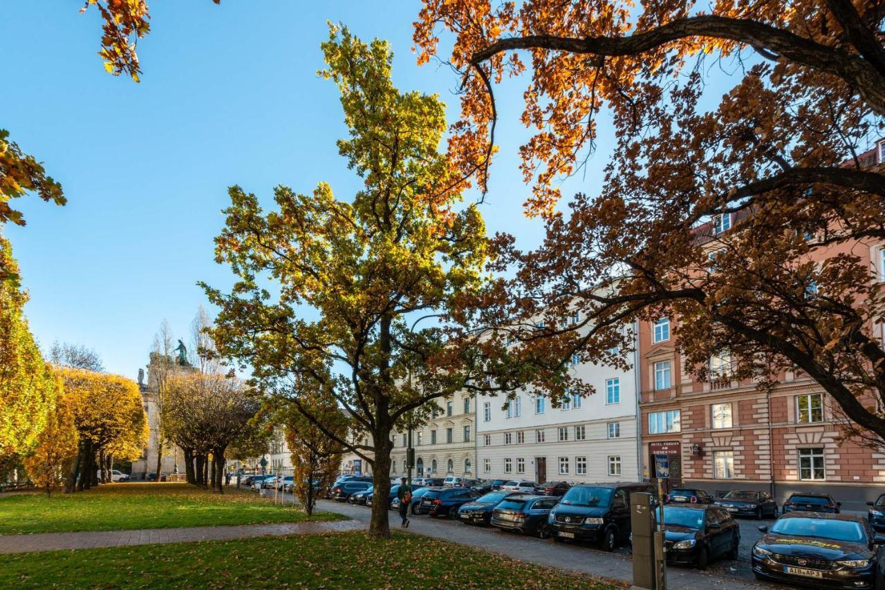 Hotel-Pension Am Siegestor ميونيخ المظهر الخارجي الصورة